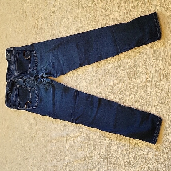 American Eagle Super Super Stretch Dark Wash Jeggings. Size 10 - Picture 4 of 6